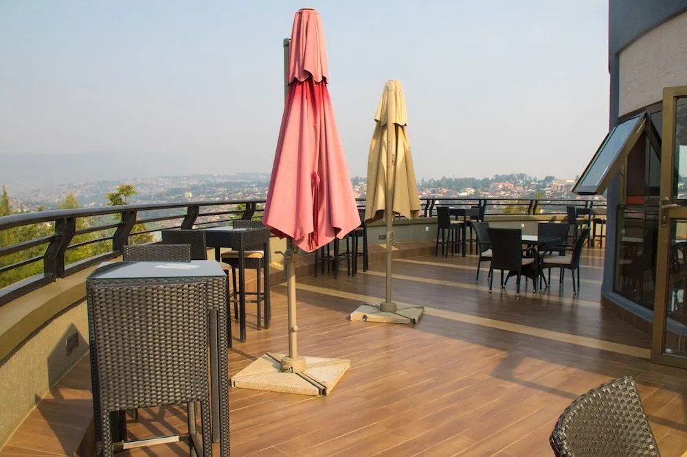 Cozy safari hotel by Signature