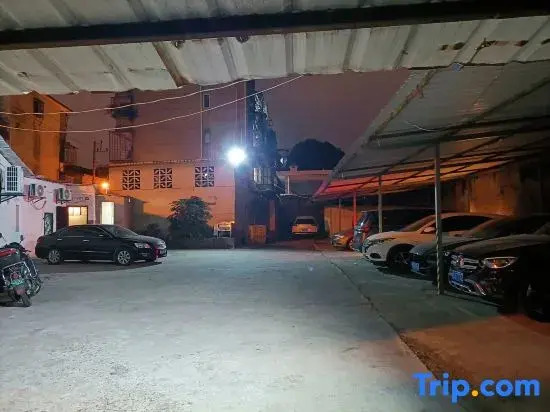 Zhiyu Homestay (Quanzhou West Street Kaiyuan Temple Branch)