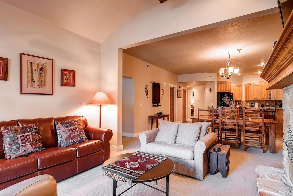 Park City Ski Resort - Town Pointe Condos