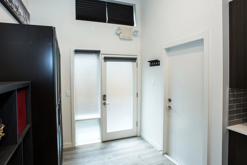 Modern Seattle Condo Sleeps 4