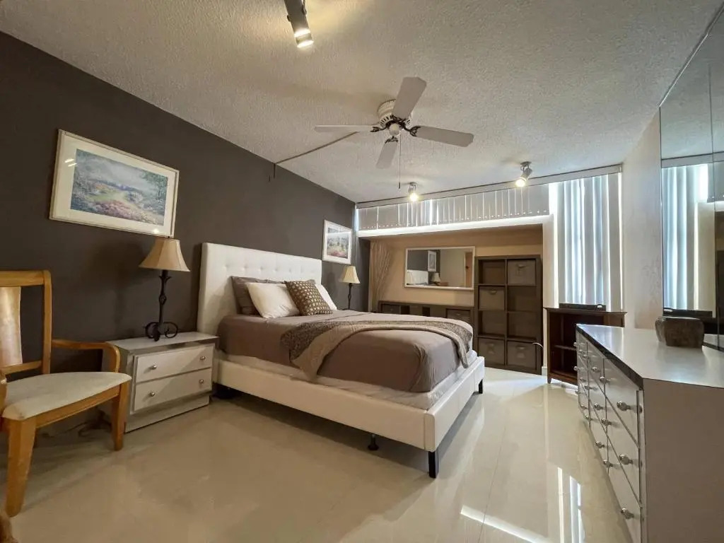 2BR Condo at Isla Verde Beach