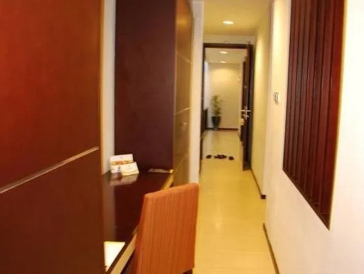 Rumah Nenek Hotel & Restaurant