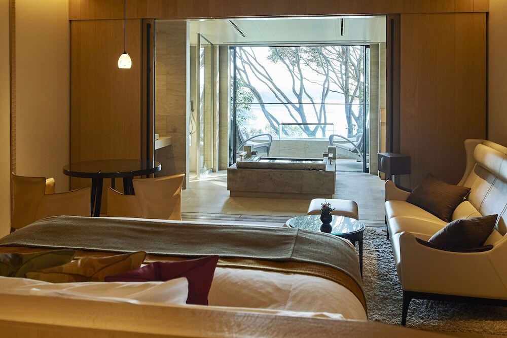 THE HIRAMATSU HOTELS & RESORTS KASHIKOJIMA