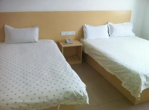 Ruyijia Business Hotel