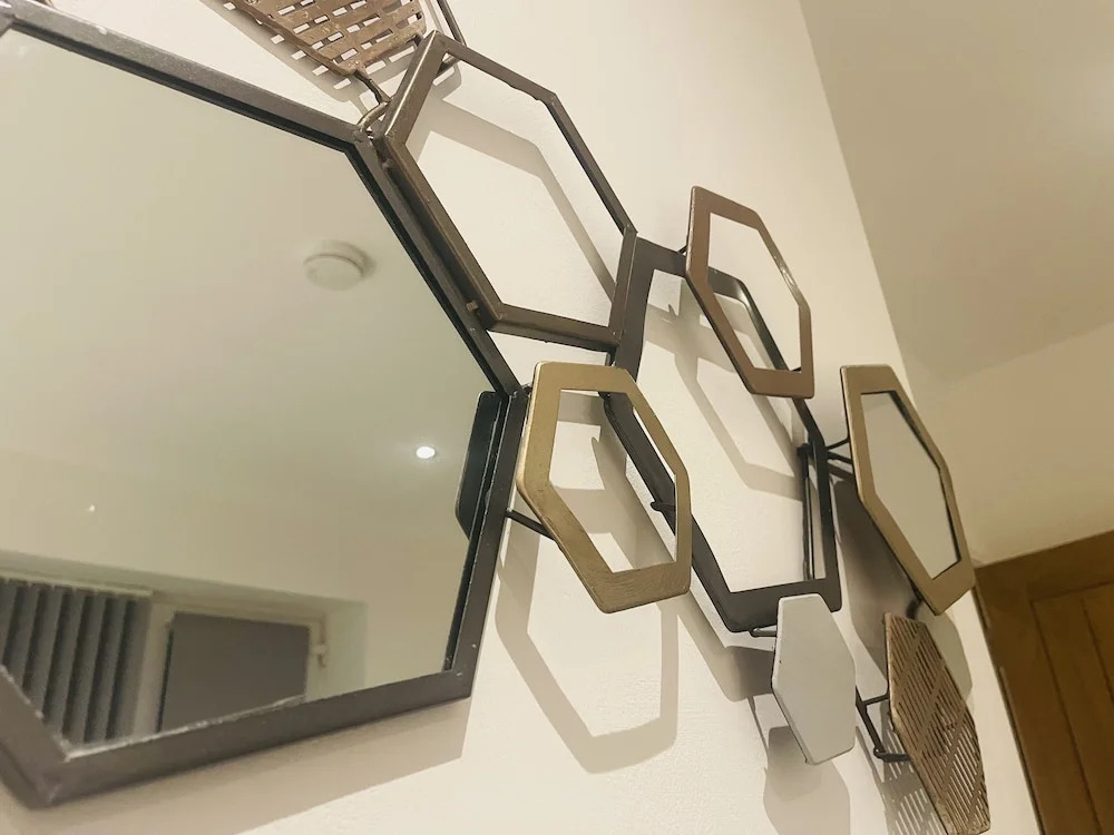 Hidden Hot Tub Retreat Apartment in Nottingham