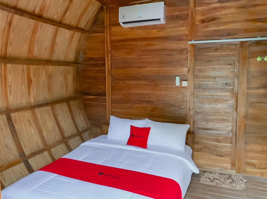 Urbanview Hotel Cianjur City Park by RedDoorz