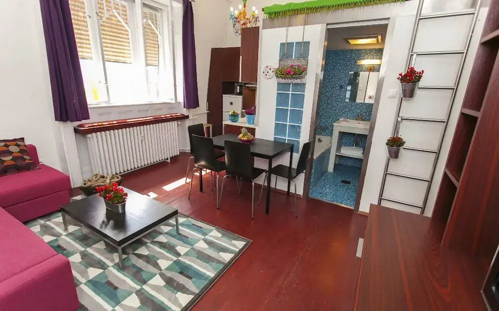 Caldo Apartments