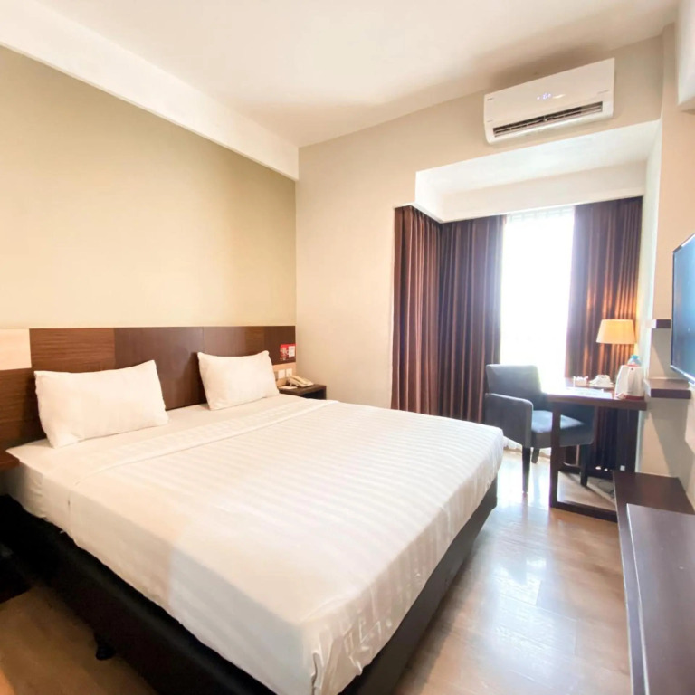 Hotel Gunawangsa MERR