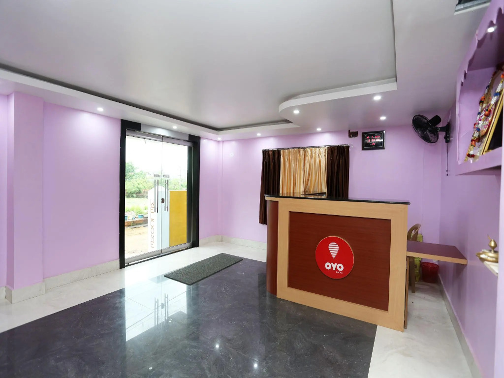 OYO 9197 Krishna Residency