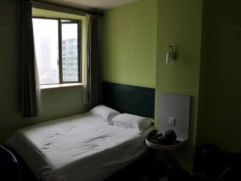 Motel 168 (Changsha Railway Station Metro Station)