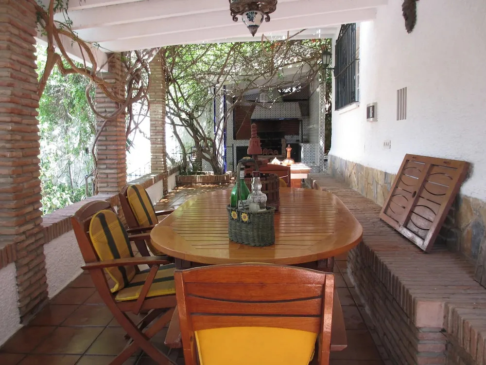 Rentcostadelsol Villa Pinares-Malaga