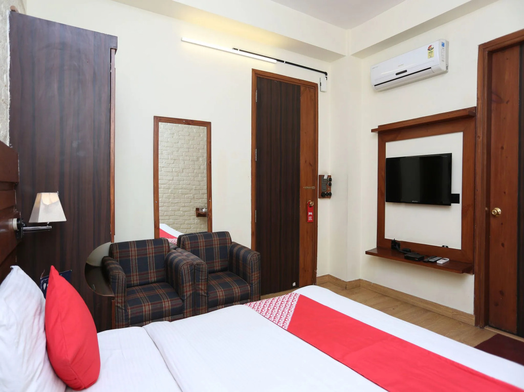 FabHotel The Townhouse