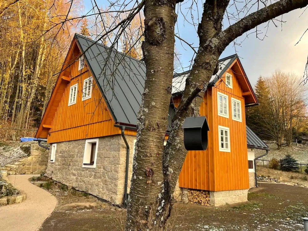 Lucany nad Nisou - Lla560