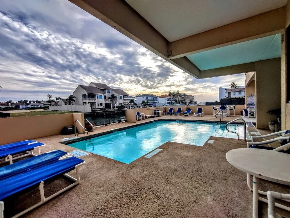 Landfall Towers 71 Minium 2 Bedroom Condo by RedAwning