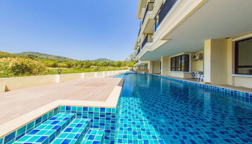 LAGO Condominium
