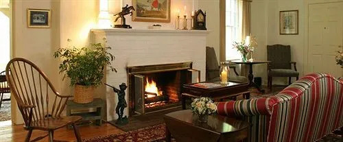 Fairville Inn