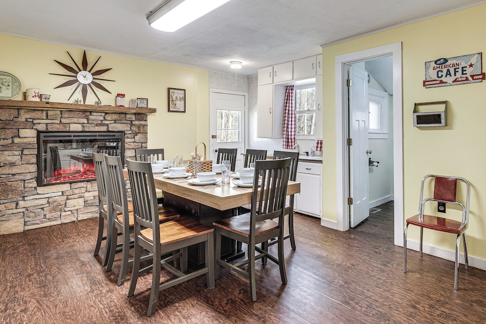 Rockaway Beach Home w/ Attached Dock Slip Included