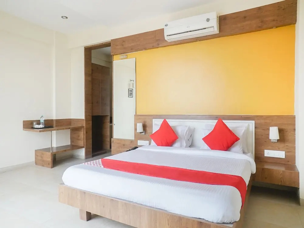 OYO 15845 Sanskruti Resort