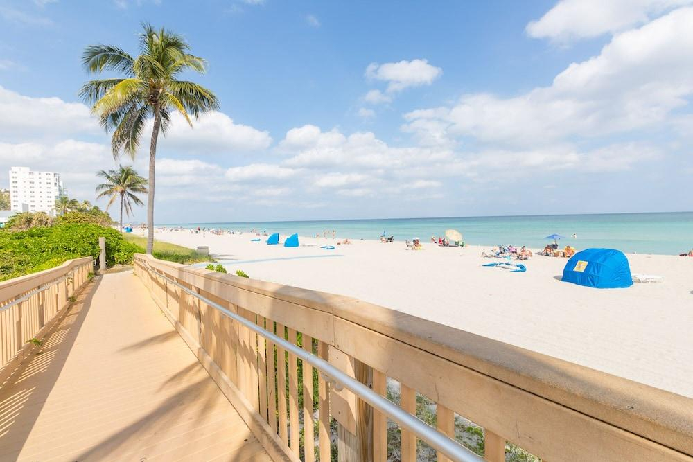 746 Ocean View Hollywood Beach Resort