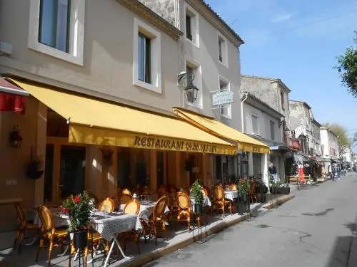 Hôtel-Restaurant "Chez Carrière"