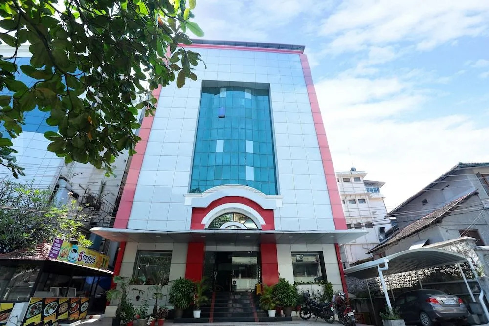 OYO Flagship  17345 MG Road