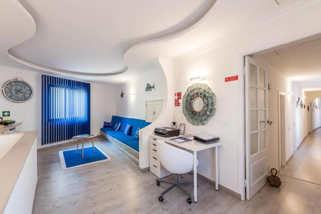 Suites By The River