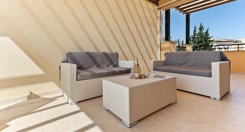 One Bedroom Apartment Pyrgos Cc12 Beautiful sea and Sunset Views
