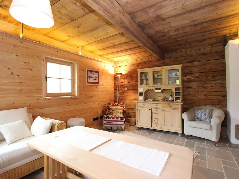 Cozy Chalet in Sankt Johann in Tirol near Ski Area