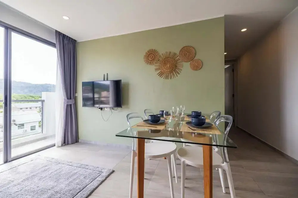 Modern Condo near the Beach - NV5