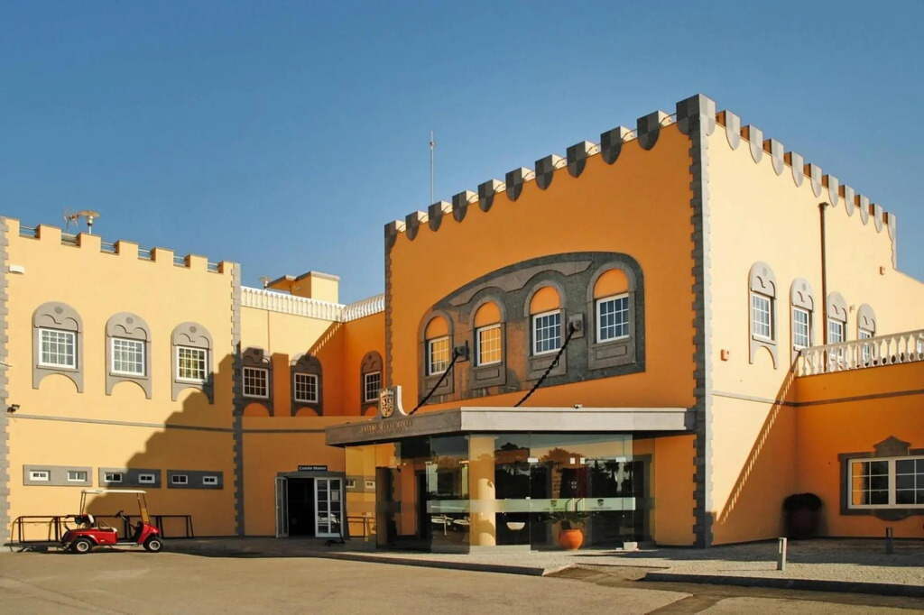 Holiday home for max. 6 pers. in Castro Marim with a shared pool
