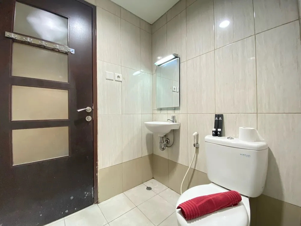 Spacious Studio Room At Tamansari La Grande Apartment Near Bip