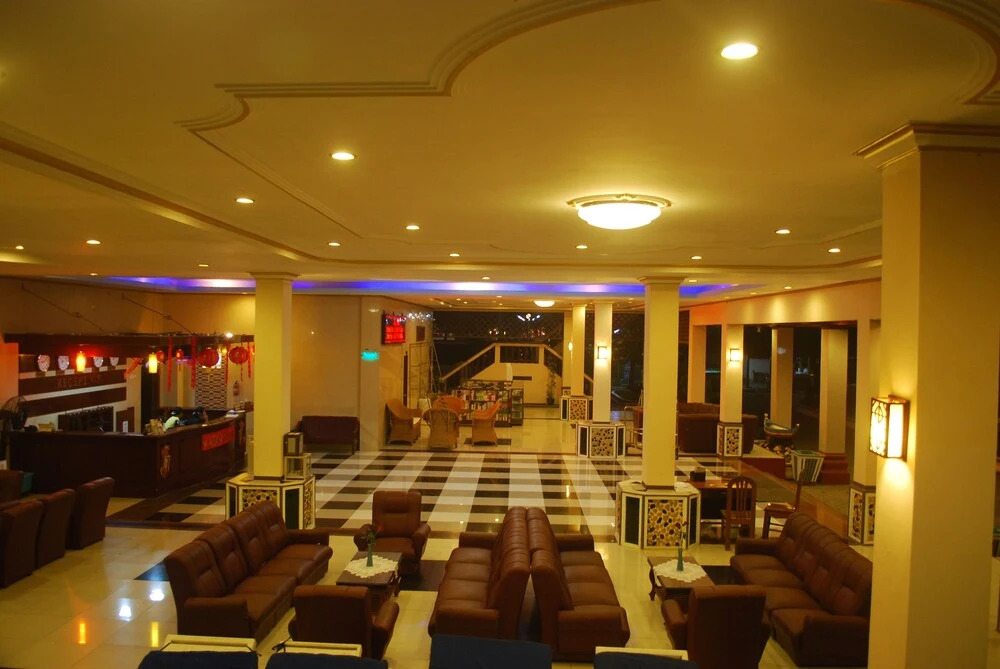 Golden Beach Resort Hotel