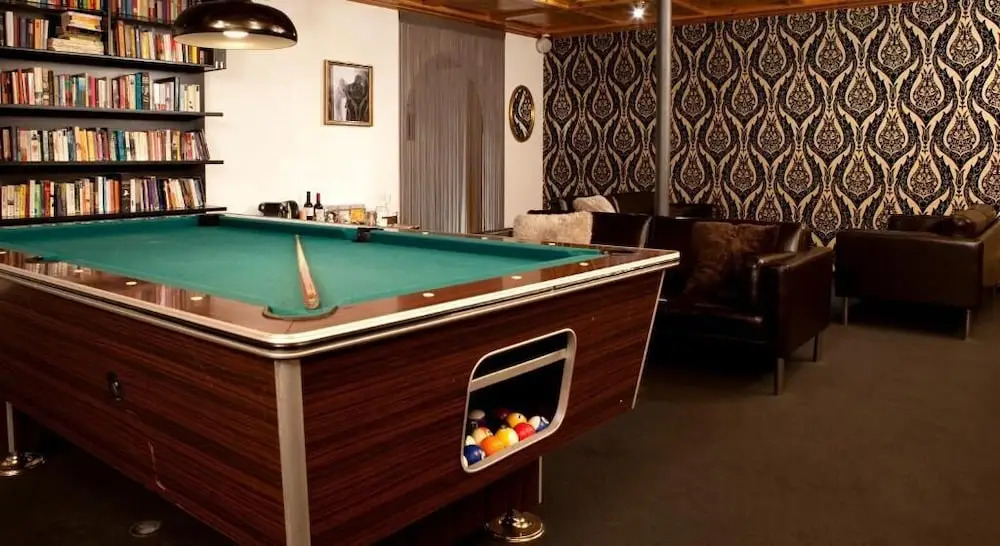 Arena Lodge