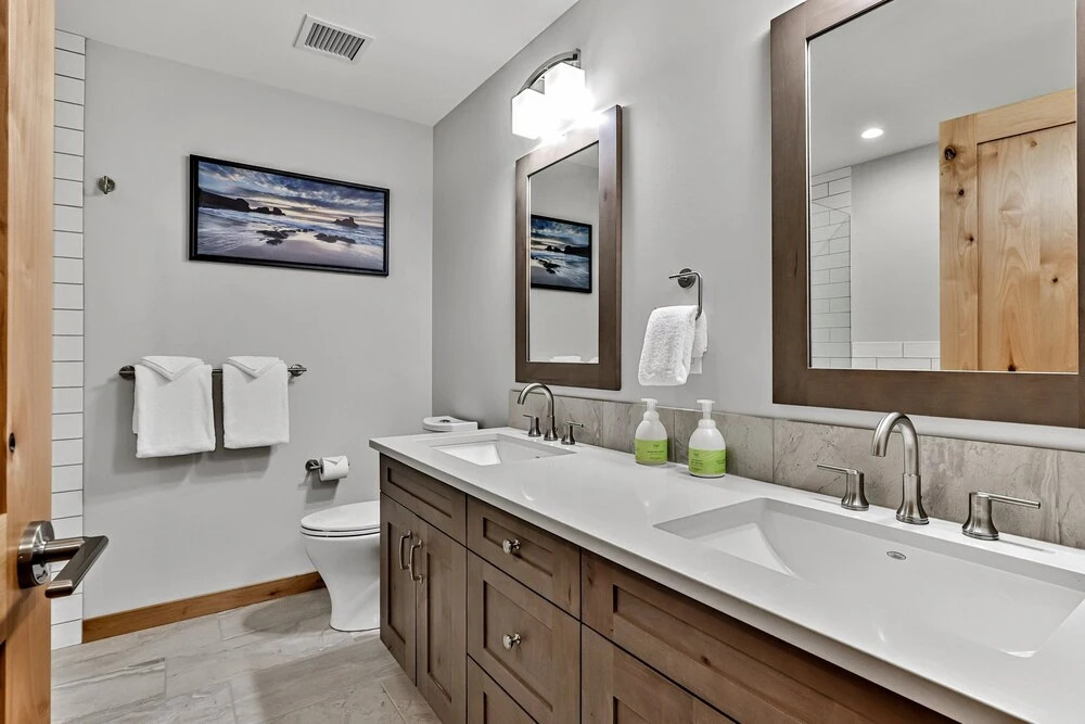 White Spruce Lodge by Spring Creek Vacations