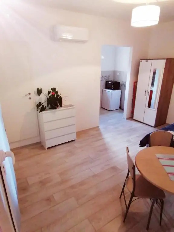 Modern Studio Apartment for 2 in CITY CENTER
