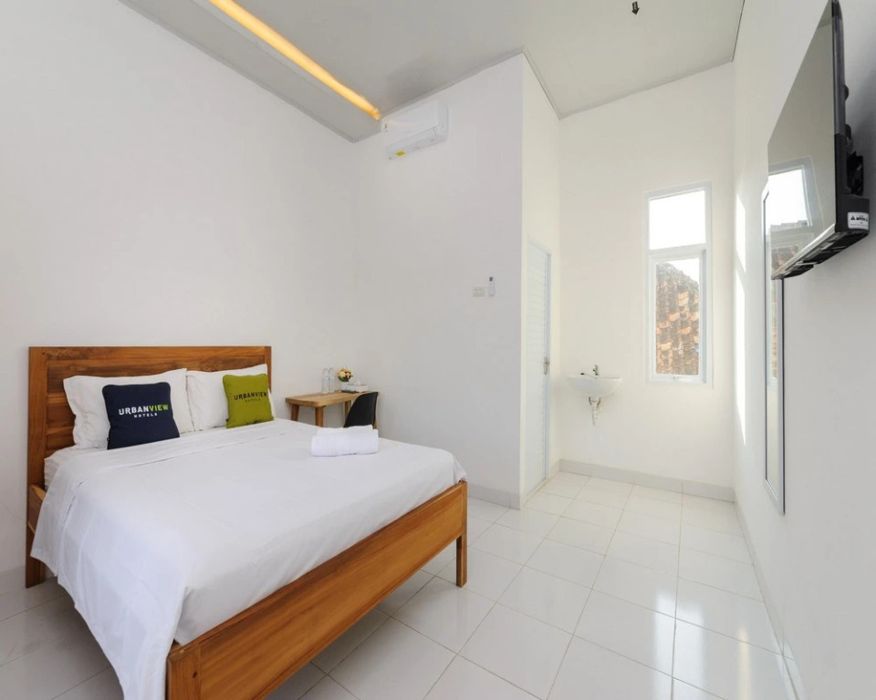 Urbanview Hotel Betego Syariah Enggal by RedDoorz