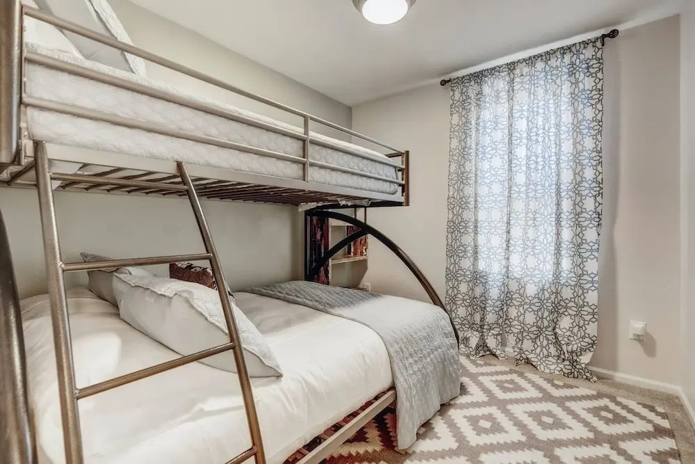 Amazing Retreat - Denver Treasure Sleeps 6