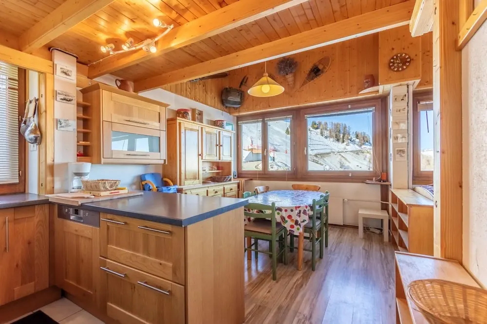 Apartment With 2 Bedrooms in La Plagne-tarentaise, With Wonderful Mountain View