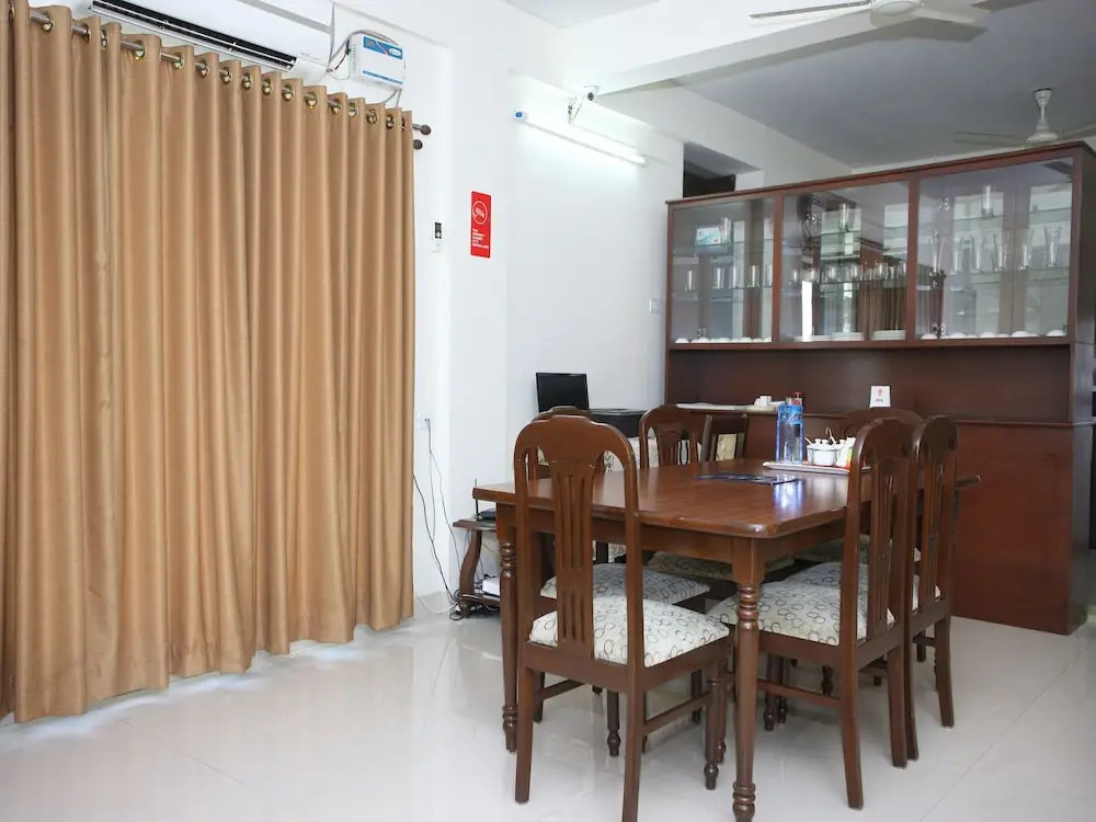 OYO 10130 Felicity INN Nungambakkam