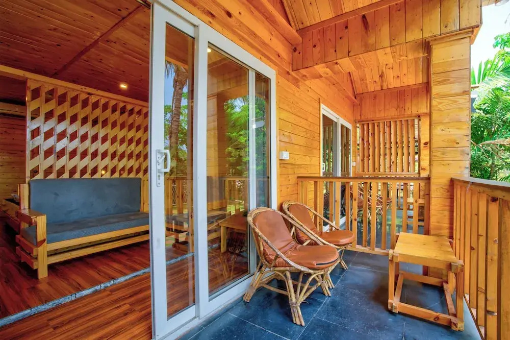 The Lazy Cabanas
