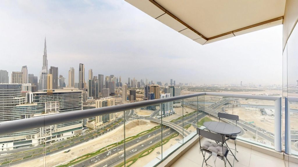 Business Bay - Damac Towers Paramount B 3801
