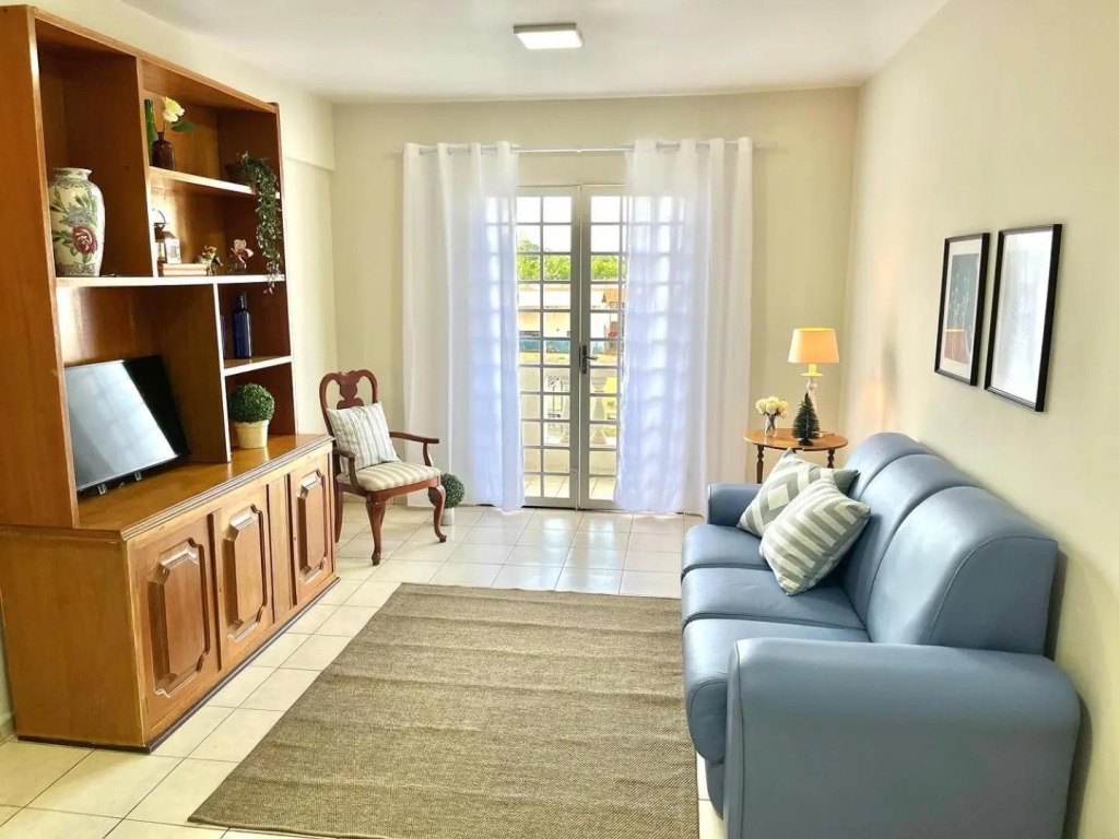 Apartamento Grande - Privado - 3 quartos com 1 suíte