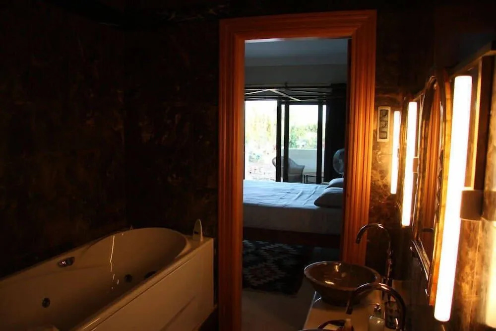Hotel Villarocamar