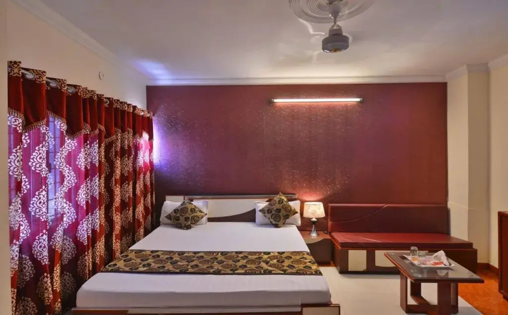 Hotel R S Residency