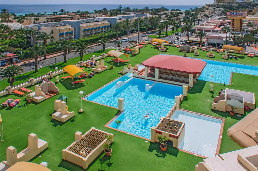 beach at 250 m, ocean view, 2 bedrooms, Wi-Fi