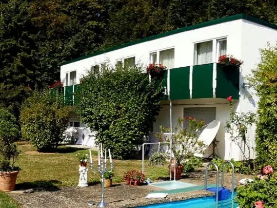 WALDHOTEL