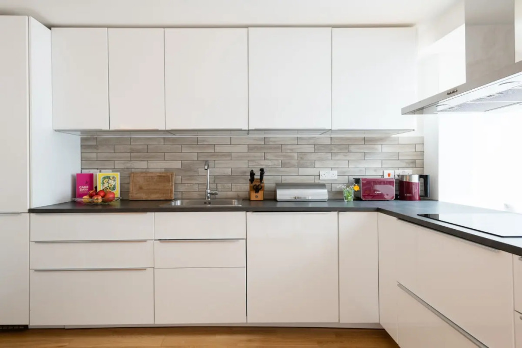 The Jericho Retreat - Bright & Spacious 4BDR Home with Garden