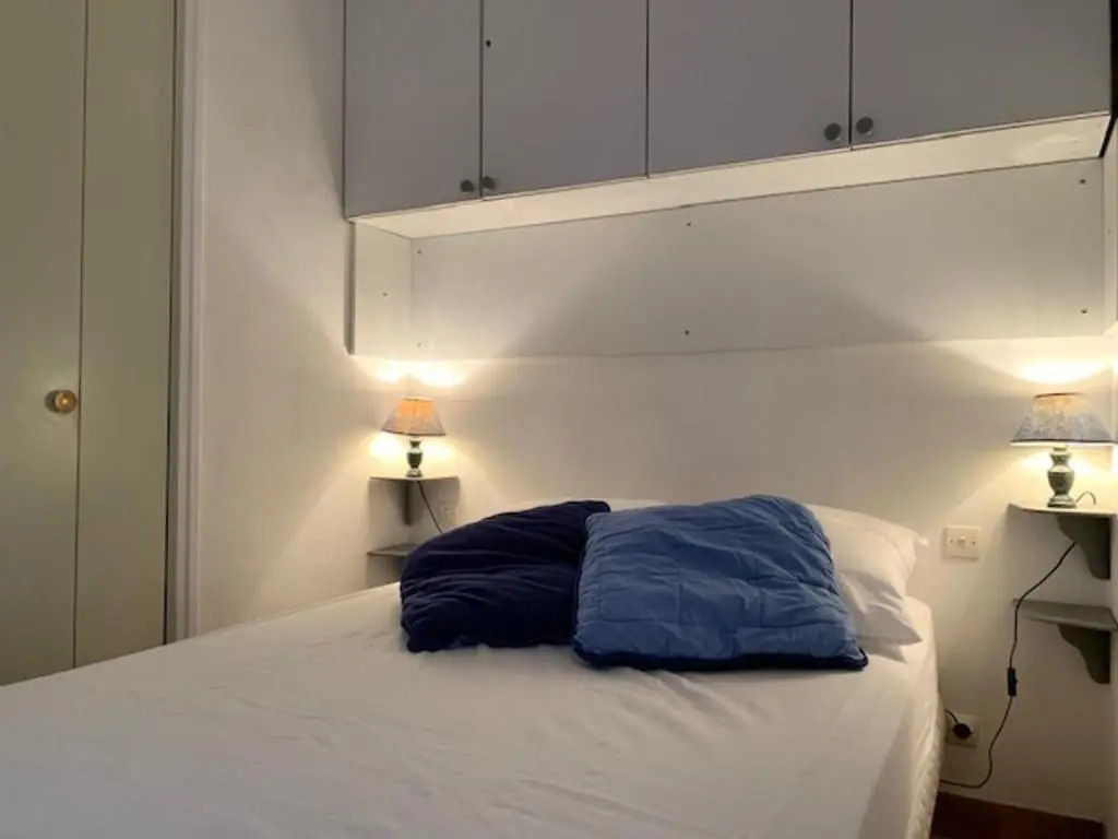 Appartement Balaruc-les-Bains, 1 pièce, 4 personnes - FR-1-503-77
