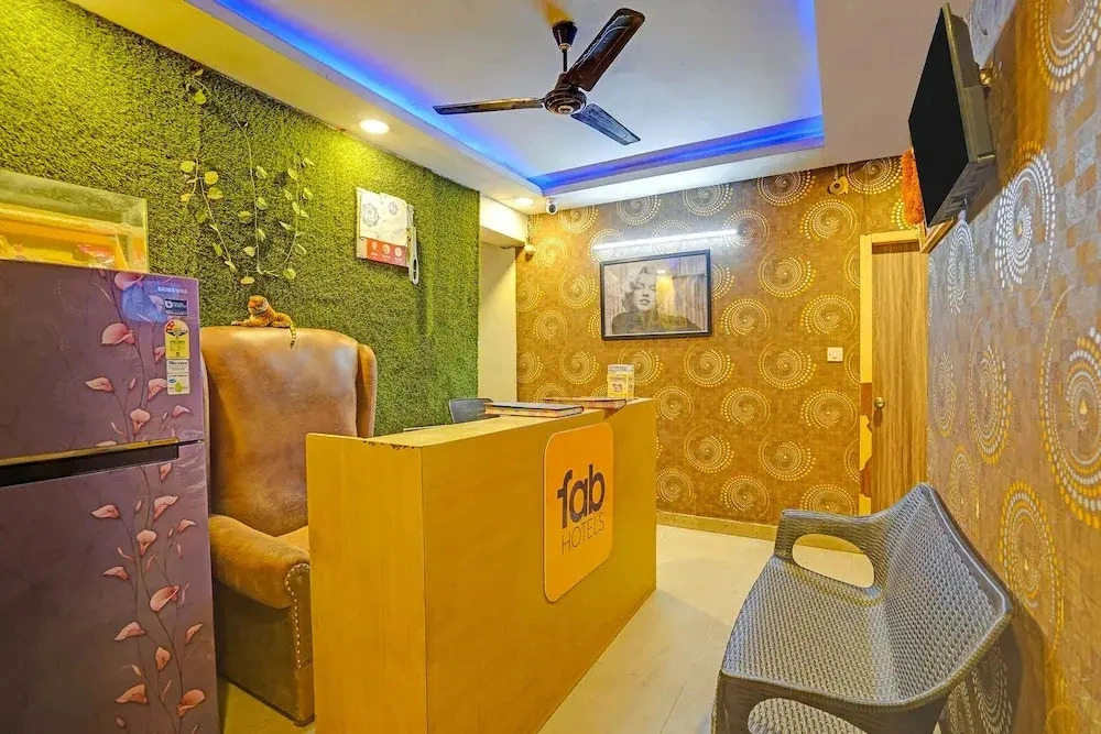 Fabhotel The Jumbo Stay