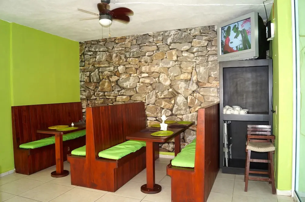 Sara Suites Ixtapa